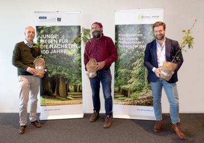 Handover of the first "Young Giants