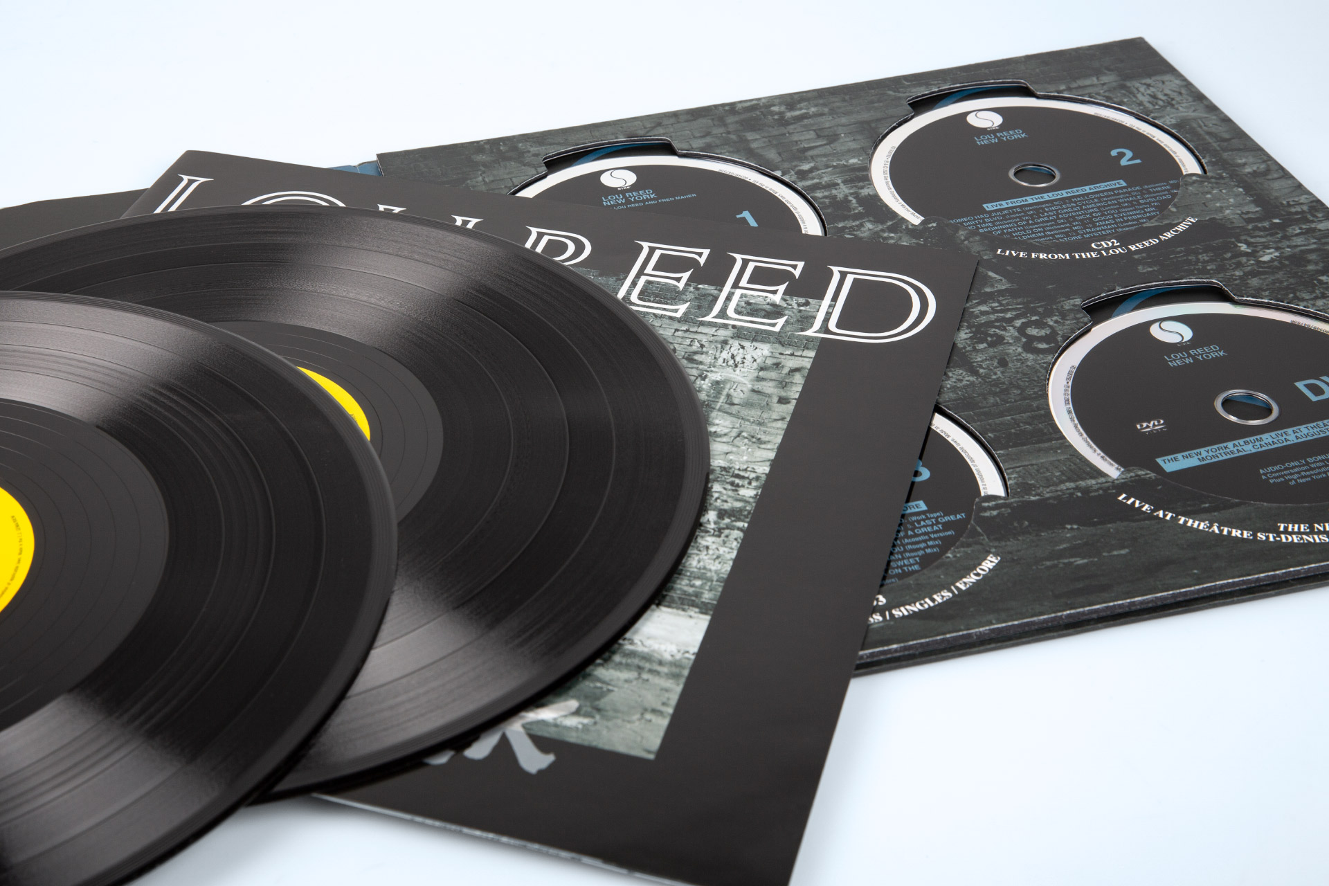 Lou Reed – New York | Warner Music Group: Hardcover jacket with glued-in gatefold for two black 12inch vinyl records (Virgin Vinyl)
