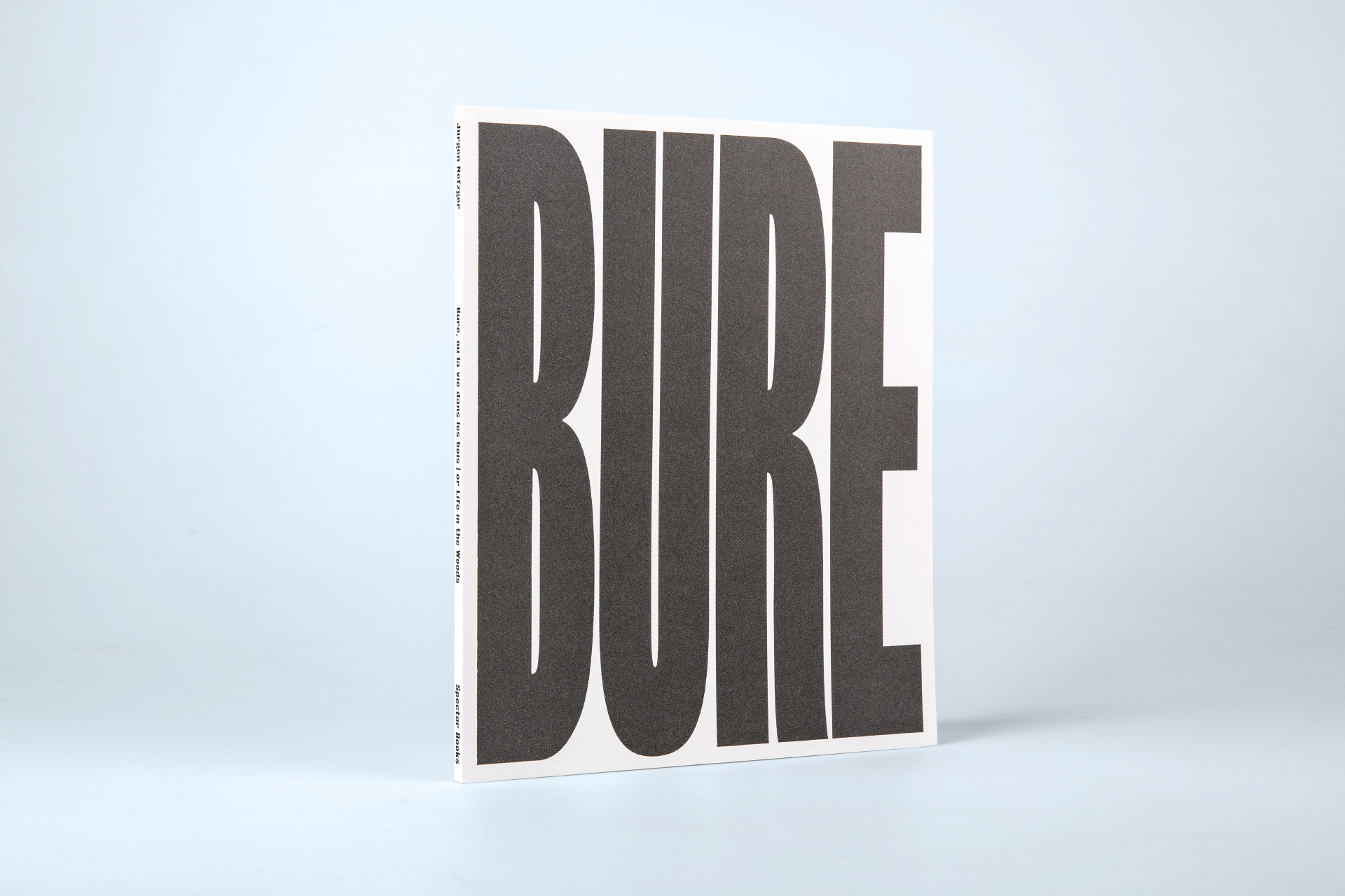 Jürgen Nefzger – BURE | Spector Books: Schmale Broschur mit überraschenden Details