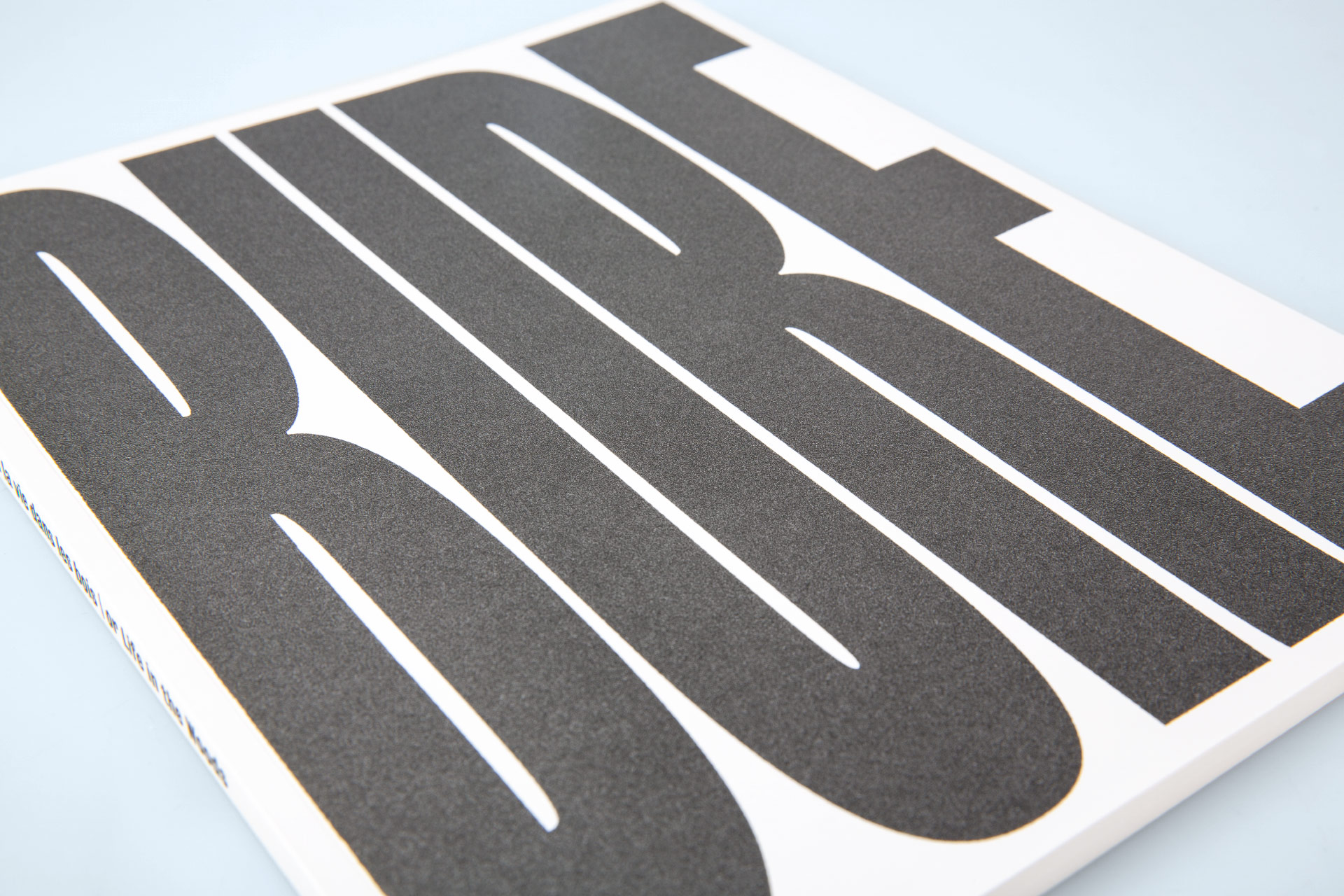 Jürgen Nefzger – BURE | Spector Books: Großflächige Titelgestaltung