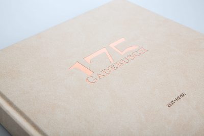 175 Gadebusch: Zeitreise – Jubiläumsbuch | Untitled Verlag und Agentur: Heißfolienprägung in Kupfer glänzend